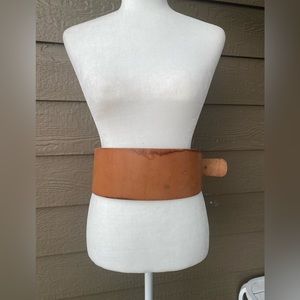 Bollinger Brown Leather Weight Lifting Belt Size M Made in Argentine